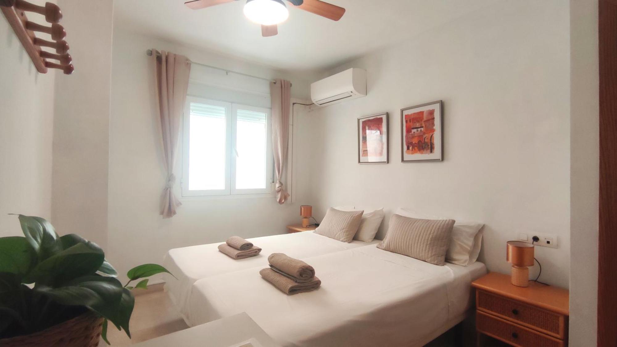 Apartamento Ventura - Cerca Del Centro De La Ciudad Malaga Luaran gambar