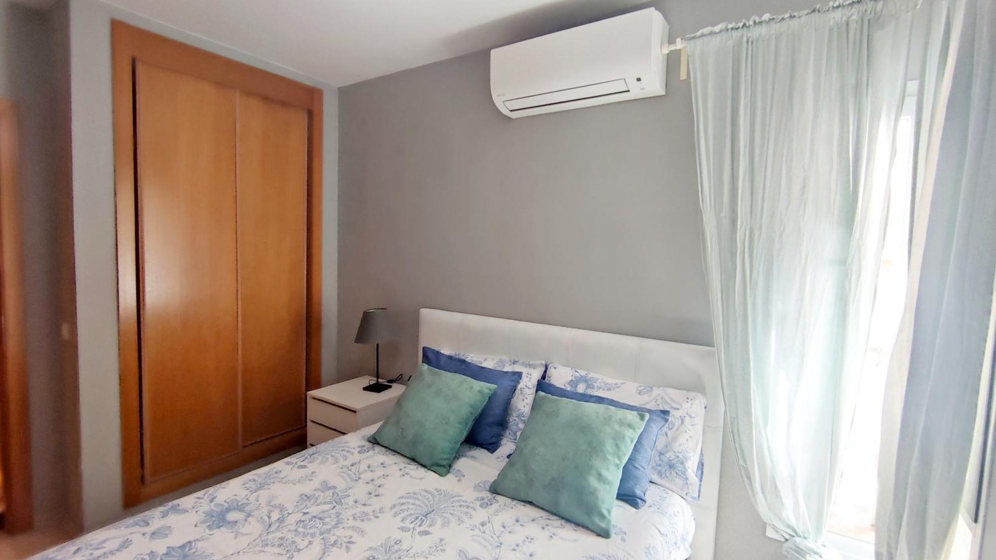 Apartamento Ventura - Cerca Del Centro De La Ciudad Malaga Luaran gambar